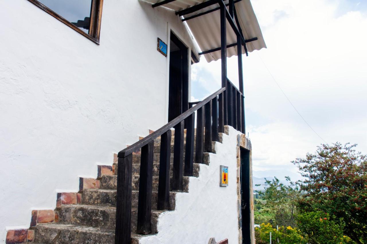 Villa Patty Tibasosa Exterior photo