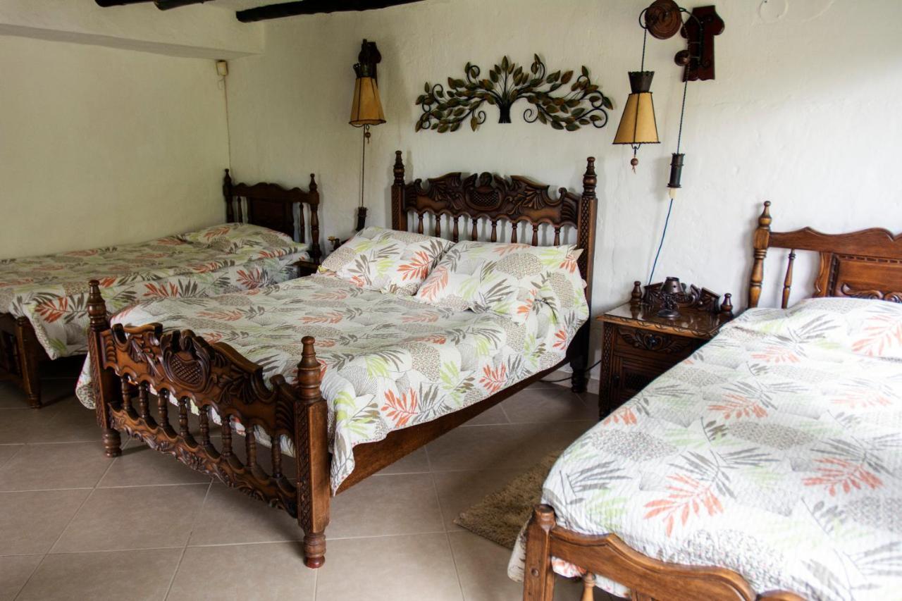 Villa Patty Tibasosa Exterior photo