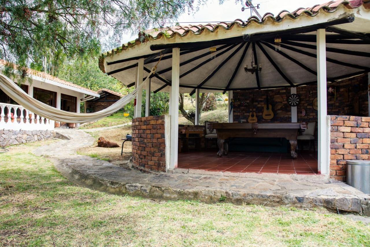Villa Patty Tibasosa Exterior photo